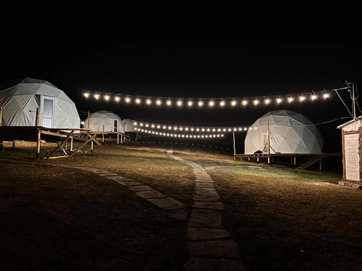 ホテル Glamping Park Shahumyan エクステリア 写真