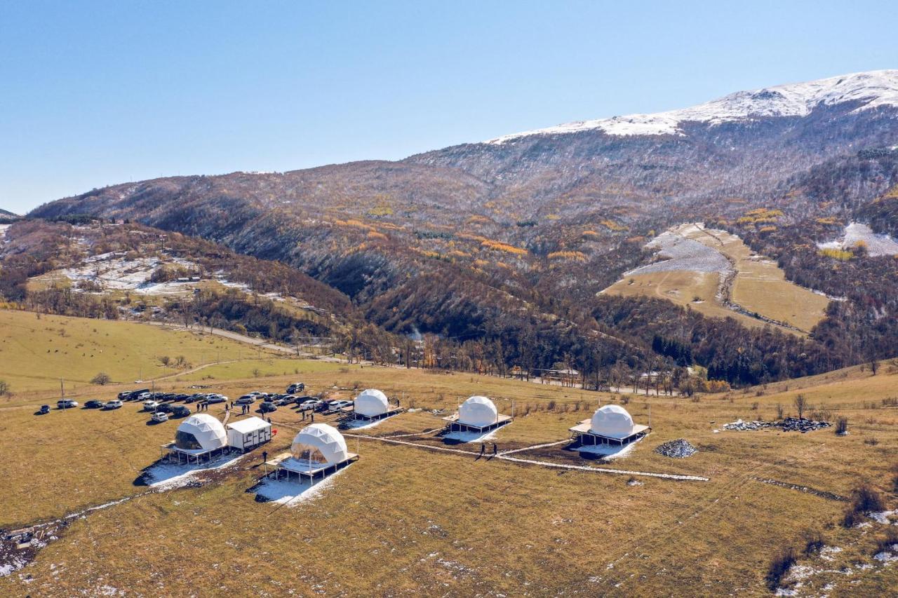 ホテル Glamping Park Shahumyan エクステリア 写真